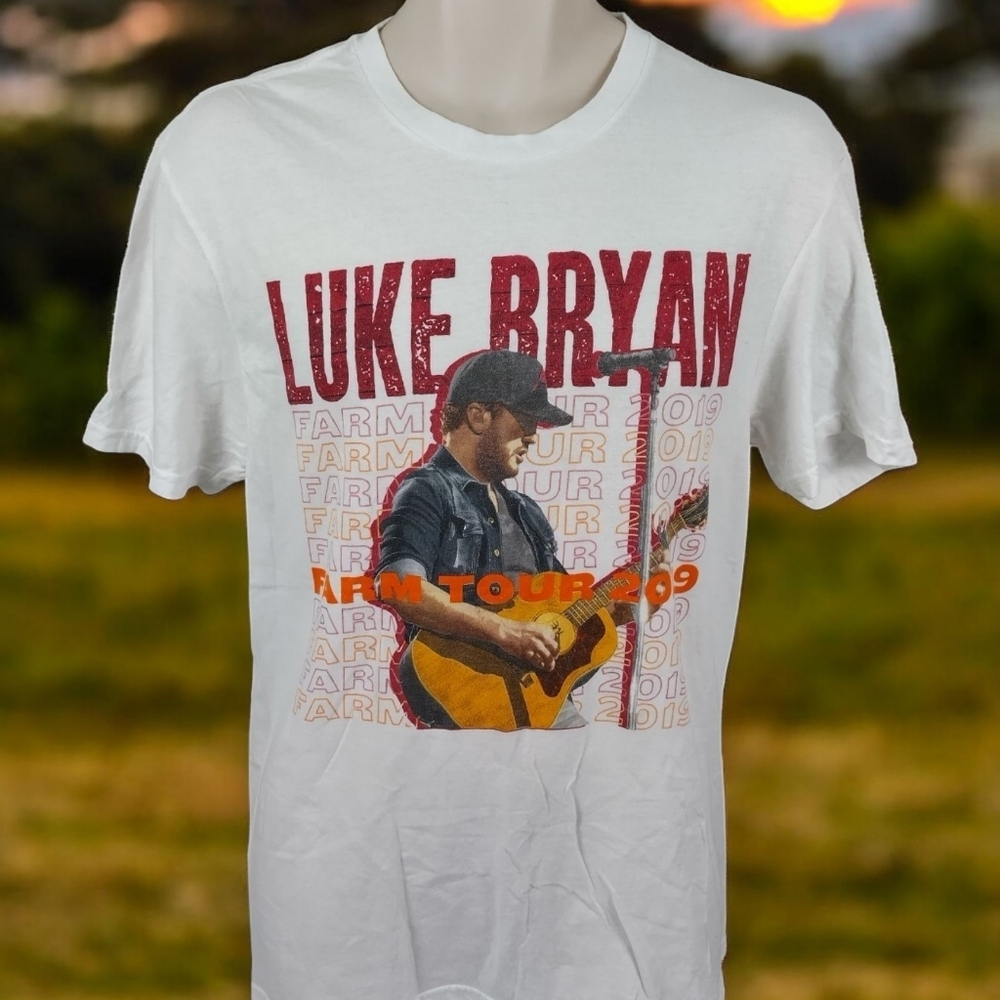 Luke Bryan 2019 Farm Tour Ohio Sz Medium Concert Shirt Double Sided Music